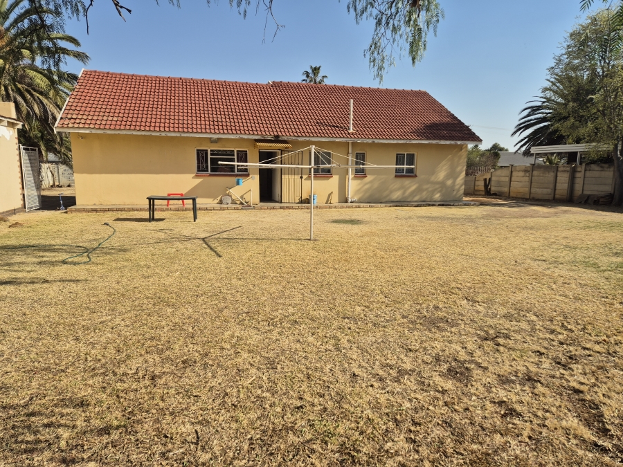 3 Bedroom Property for Sale in La Hoff North West